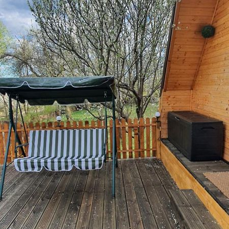 Cabana din livada Pucioasa Exterior foto