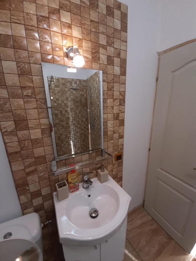 Cabana din livada Pucioasa Exterior foto