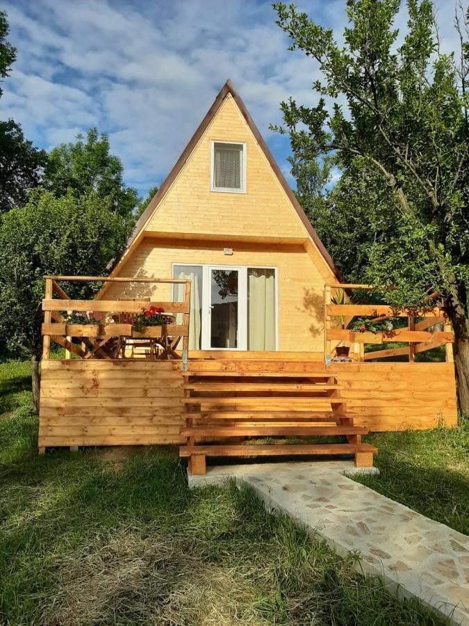 Cabana din livada Pucioasa Exterior foto